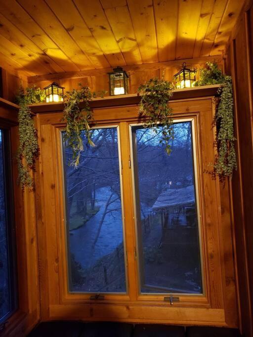 J.Creek Retreat, Creekside Townhouse +1 Car Garage Villa Maggie Valley Eksteriør bilde